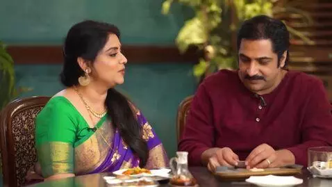 AI Video from prompt: Women in saree