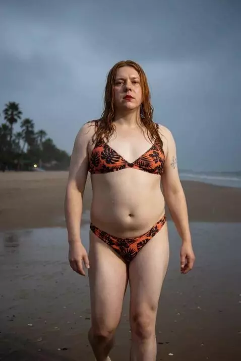 AI Video from prompt: high quality video, goes straight