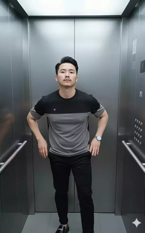 AI Video from prompt: Pria ini berdiri sambil bergaya seperti model pa