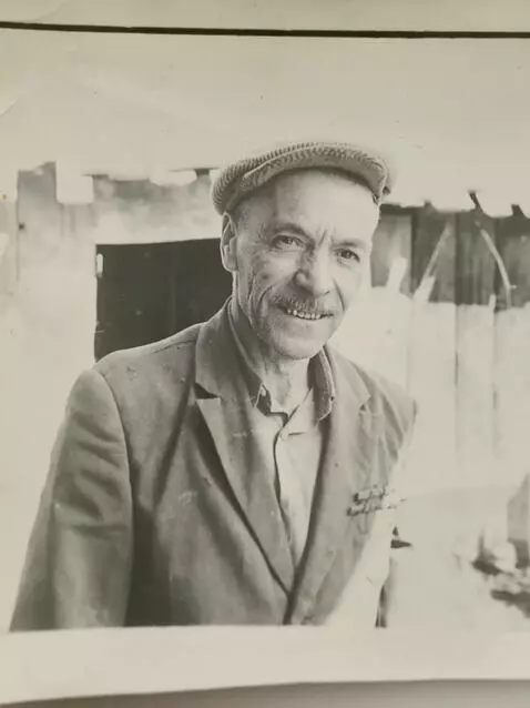 AI Video from prompt: This person starts to smile.