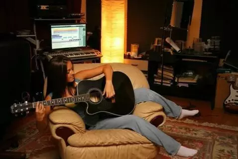 Kling 2.1 (standard) video