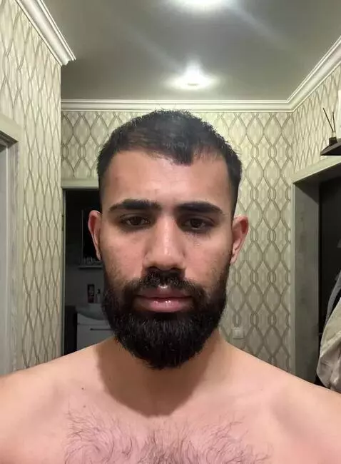 AI Video from prompt: he is a doctor in a hospital and he is going to 