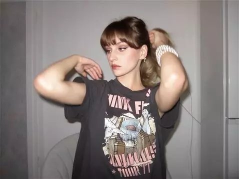 AI Video from prompt: bring the photo to life without distorting the f