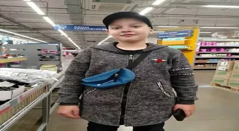 AI Video from prompt: He running with a bat