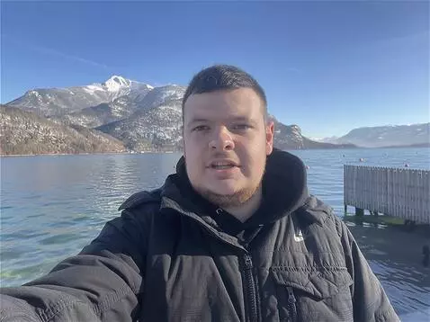 AI Video from prompt: Calling forth a demon of desire... Her sweetness