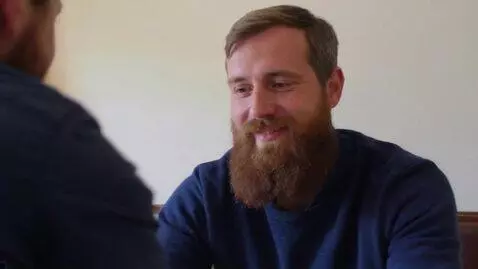 AI Video from prompt: Лукашенко говорит "Филипп, где мое пиво?"