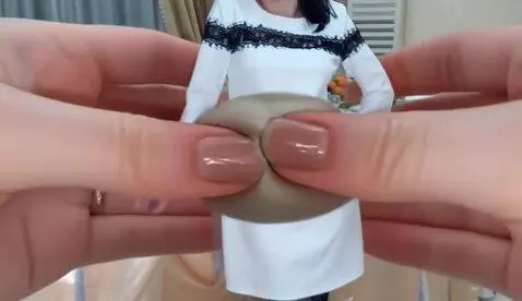 AI Video from prompt: Leather Pants