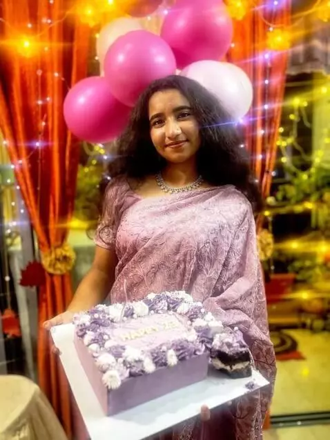 AI Video from prompt: Her loose saree slips-off and slides-down off he