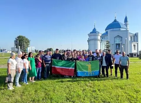 AI Video from prompt: Прыгнули верх