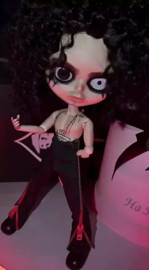 AI Video from prompt: Dancing to the music