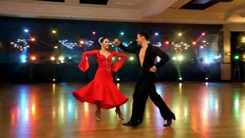 AI Video from prompt: O pereche de dansatori profesioniști dansează sa