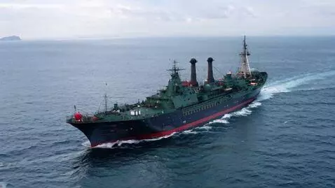 AI Video from prompt: 1900's era battle cruiser with two chimneys cros