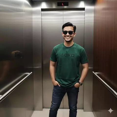 AI Video from prompt: Pria ini berdiri dan mundur kebelakang. Tanggann