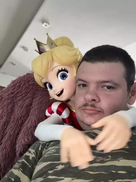 AI Video from prompt: I want Princess Peach to hug me tightly in this 