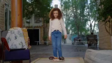 AI Video from prompt: a slim girl in tight jeans