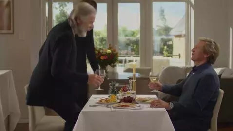 AI Video from prompt: сделай где буба бежит по магазин и орёт: сикс се