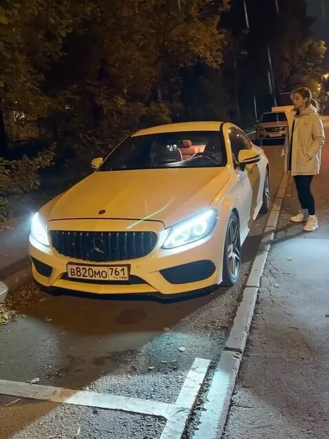 AI Video from prompt: Я хочу чтобы рядом со мной ехал молния маквин бы