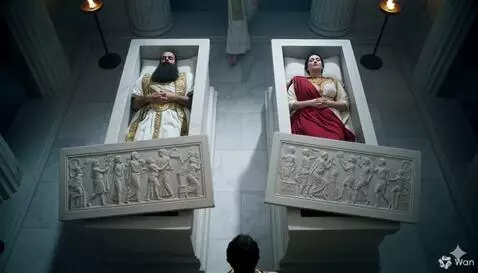 AI Video from prompt: Древняя Греция, мавзолей в Галикарнасе. Мимо дву