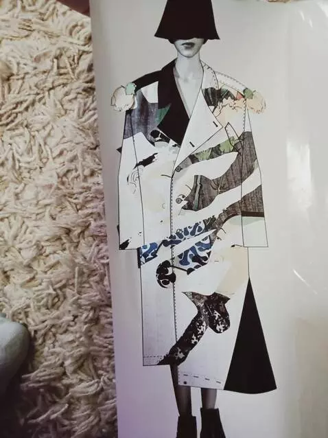 AI Video from prompt: Создай видео, будто модель мужчина идёт по подиу