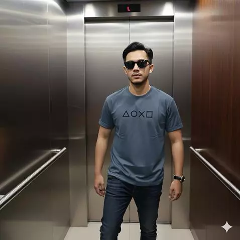 AI Video from prompt: Pria ini berjalan ke depan dan tanggannya menunj