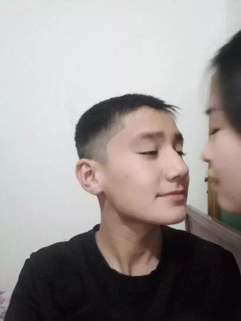 AI Video from prompt: I kiss very beautiful girl