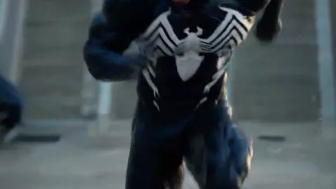 AI Video from prompt: venom runs fast towards the camera