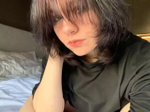 AI Video from prompt: show her feet