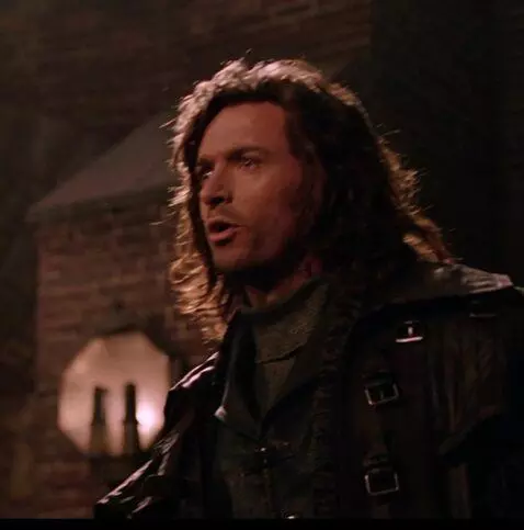 AI Video from prompt: Talking then walking away