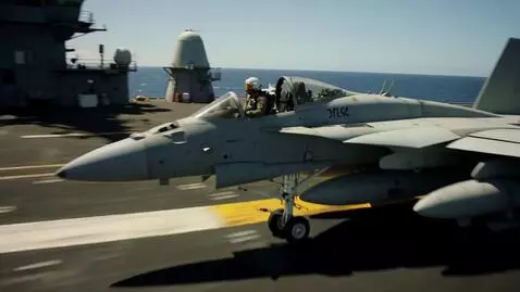 AI Video from prompt: Пилот реактивного самолета катапультируется при 