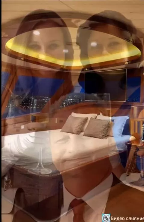 AI Video from prompt: Этот мужчина который на фото слева показывает же