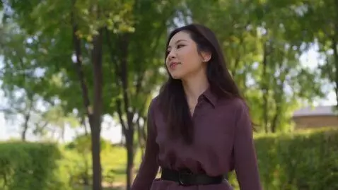 AI Video from prompt: чебурашка упал в лужу и попал в лужу и попал в р