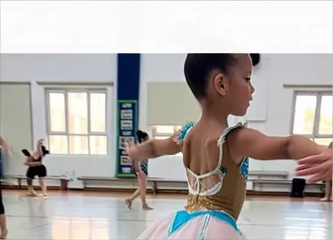 Kling 2.1 (standard) video