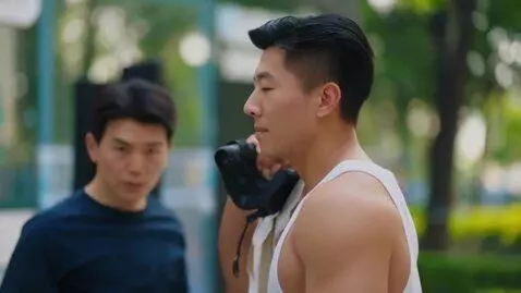 AI Video from prompt: Asian,bodybuilder,men,pulling a men by the nose,