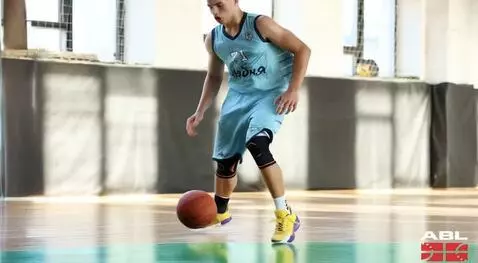 AI Video from prompt: He throws the ball away and starts frying chicke