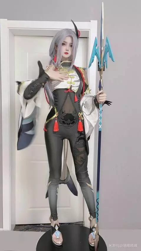 MiniMax Hailuo-02 (pro) video