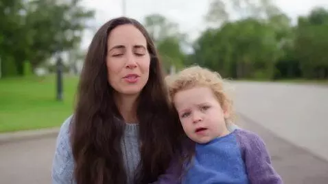 AI Video from prompt: رسالة فيلم Thunder and the House of Magic تدور ح