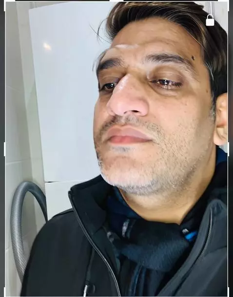 AI Video from prompt: Going to office