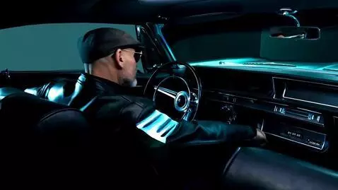 AI Video from prompt: A photorealistic, cinematic shot focusing on the