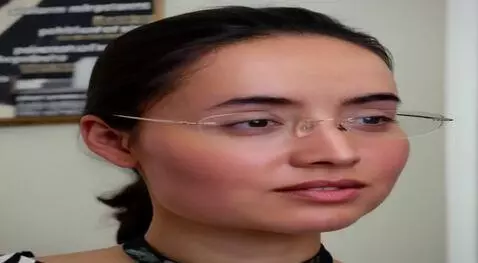 AI Video from prompt: shake your tongue from side to side in a sexy wa