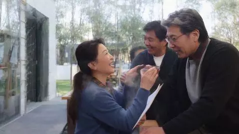 AI Video from prompt: Бейне шынайы болуы тиіс. Заманауи қазақстандық к