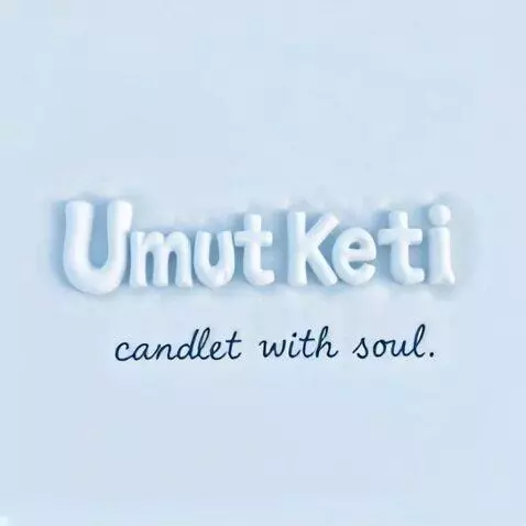 AI Video from prompt: 1. Начало (0-2 секунды): • Фон: спокойный, возмо