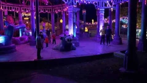 AI Video from prompt: Трельер, фильма Фнаф 9 сикъюрити брич