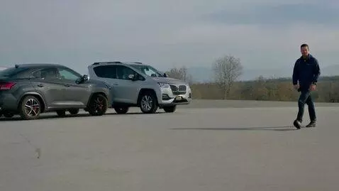 AI Video from prompt: Гг5666555556666