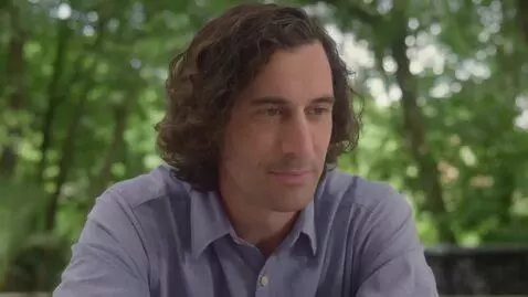 AI Video from prompt: مُولّد الفيديو بالذكاء الاصطناعي من Huge مجاني ا