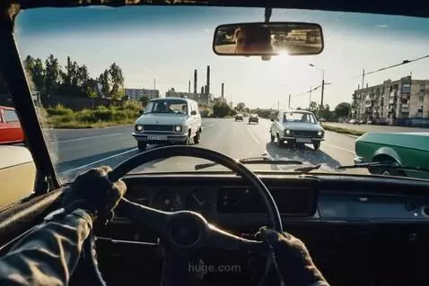 AI Video from prompt: вид от первого лица водителя легкового автомобил