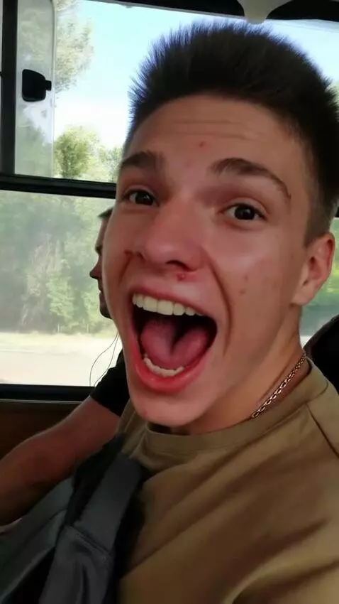 AI Video from prompt: this man barks like a dog, and then Zelensky com