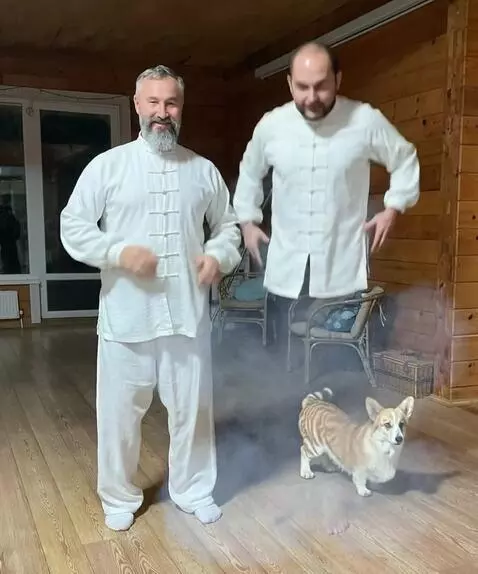 AI Video from prompt: Guys and dogs are enveloped in smoke. The guys t