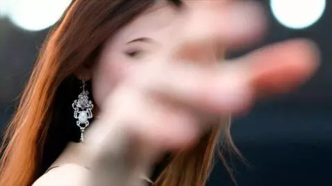 AI Video from prompt: A pretty 25-year-old woman with a beautiful phys