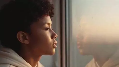 AI Video from prompt: Create a cinematic vertical video (9:16) with a 