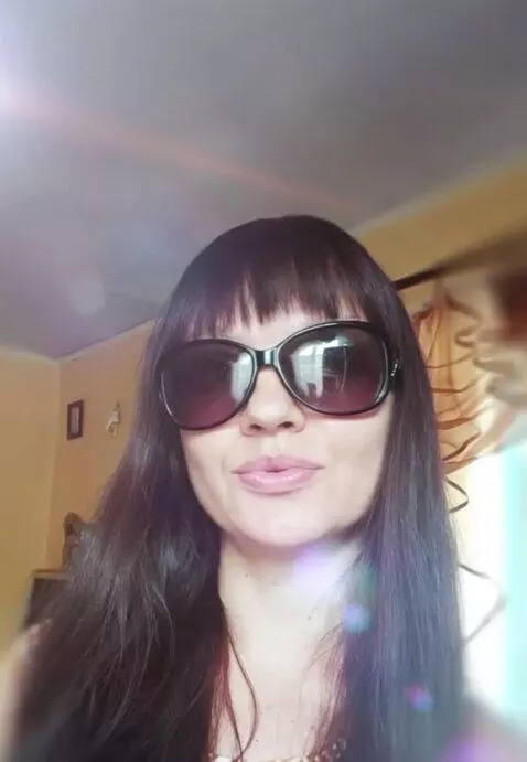 AI Video from prompt: The camera zooms in extremely close to a very wi